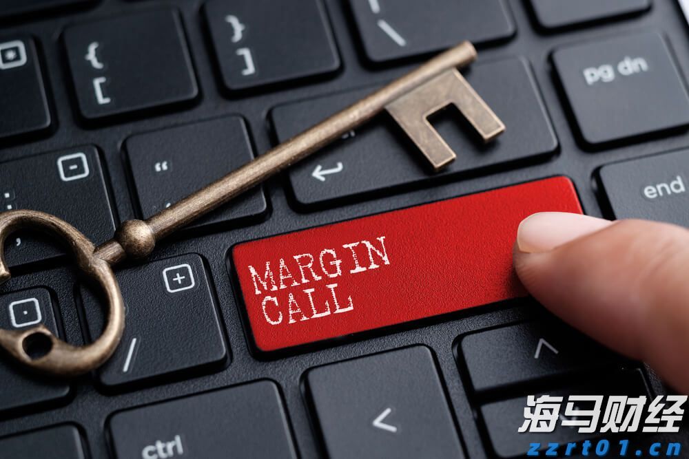 “后智能时代”的消费电子竞争开启!扎克伯格推动AI智能眼镜革命，向iPhone生态发起冲击